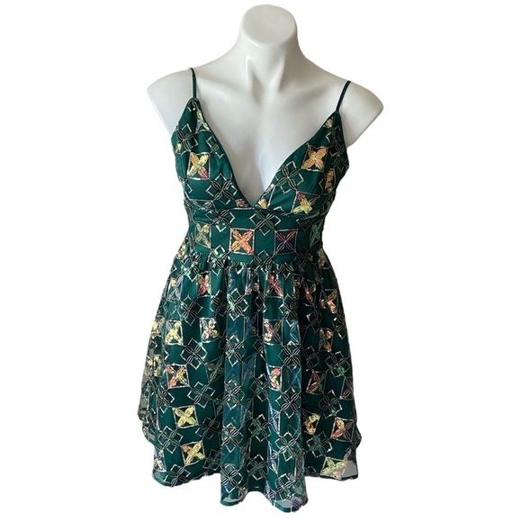 Minuet Women’s Green Sequin Spaghetti Strap Prom Party Mini Dress Size Small - Picture 1 of 9